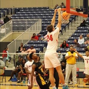 Meet your Posher, Brantley